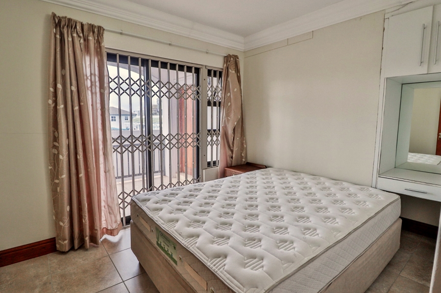 7 Bedroom Property for Sale in Myburgh Park Western Cape